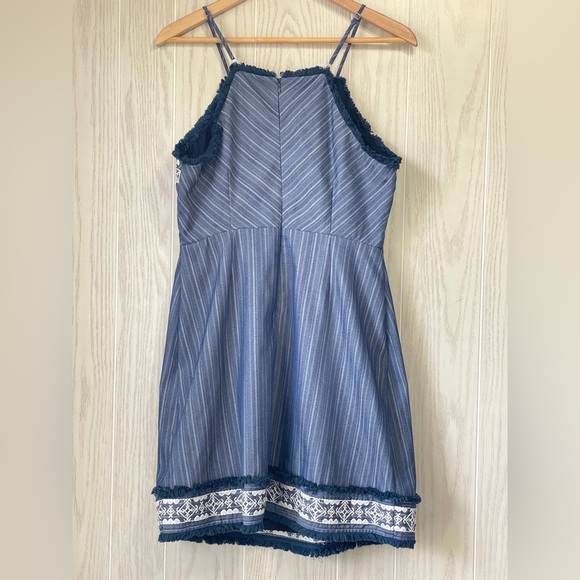 Miss Me Blue Fringe Trim Embroidered Mini Dress Size L EUC - Picture 5 of 6